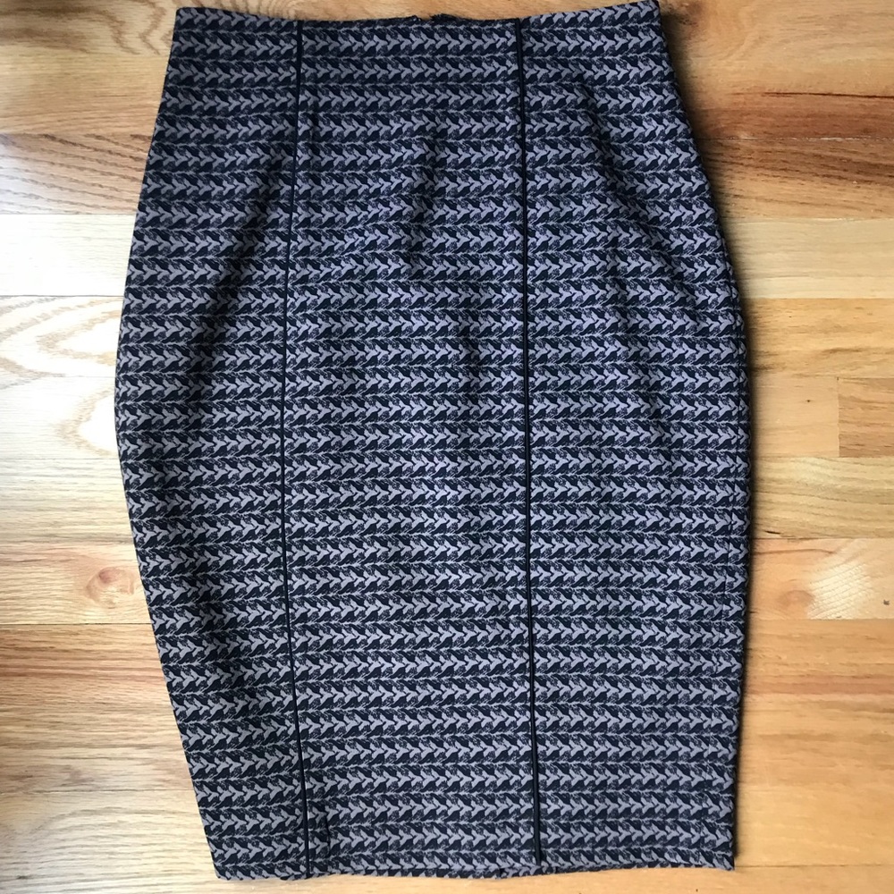 Missimo Pencil Skirt